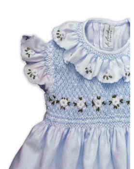 Chloris, girl cup sleeves dress, with daisies embroideries. Color blue