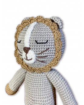 Hand made crochet Sleeping Lion, 100% biologic cotton.