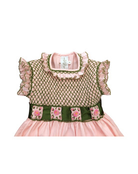 girl smocked dress Sofia  DETAIL PINK