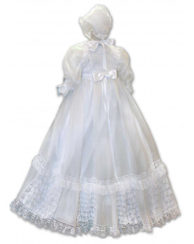 Anemone magnificent Valancienne laces christening gown